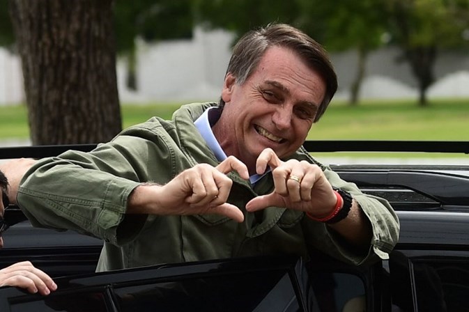 Bolsonaro quer doar sobras de campanha para Santa Casa de Juiz de Fora