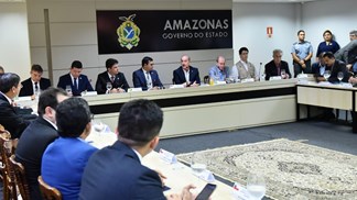 Comitiva ministerial se reúne com governadores da Amazônia Legal