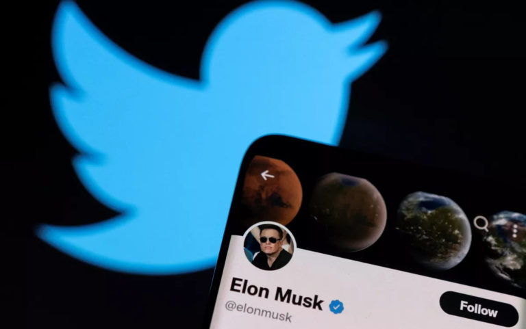 Elon Musk adquire Twitter por oferta bilionária