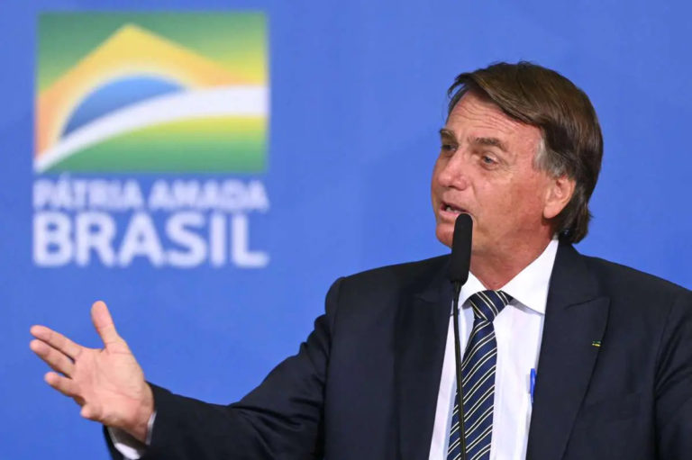 Bolsonaro é acusado de ‘abandono’ por fundador do Escola sem Partido