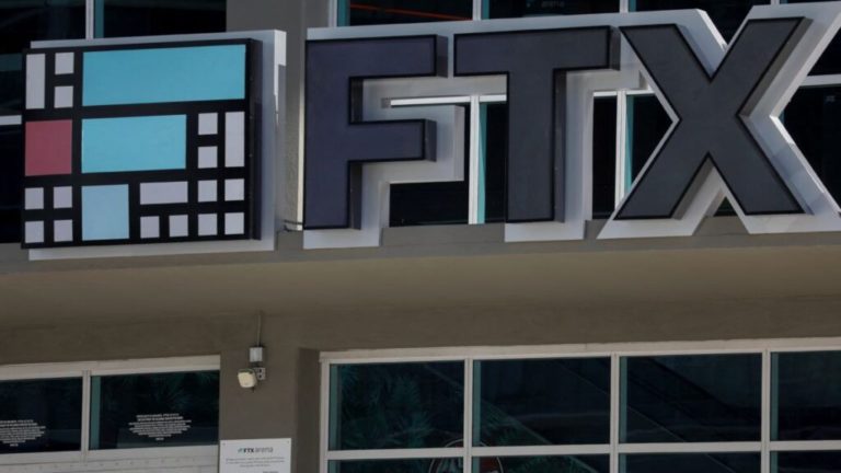 Miami Heat adquire na justiça o direito de retirar logo da FTX, sua então patrocinadora, do seu ginásio