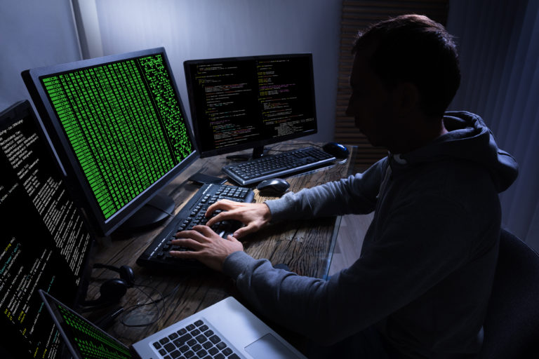 Hack de criptomoedas: Cibercriminoso deixa pegadas digitais e devolve 19 milhões de reais em criptomoedas roubadas
