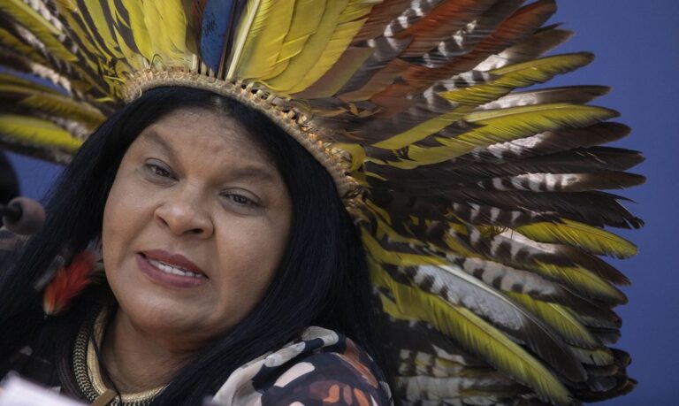 Ministra garante volta de ações para gestão de terras indígenas