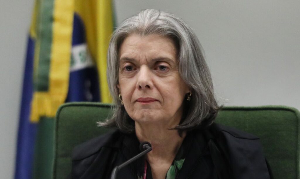 A ministra Cármen Lúcia, do Supremo Tribunal Federal (STF), entregou um prazo de 15 dias para o senador Sergio Moro