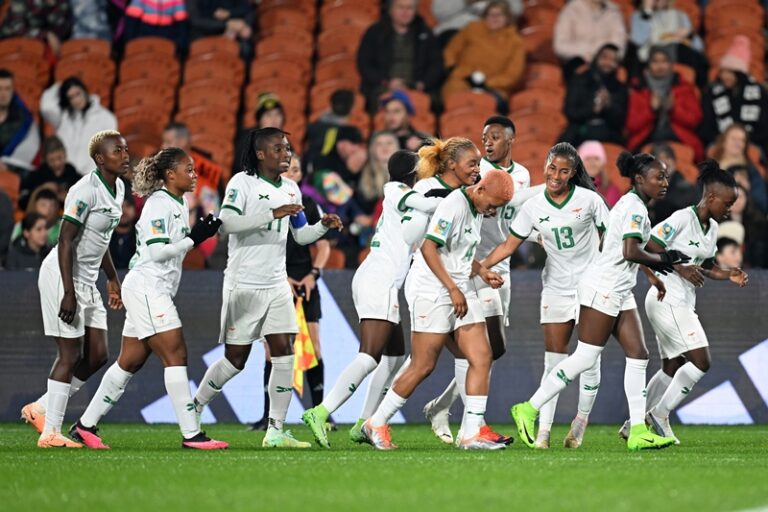 Zâmbia conquista primeiro triunfo e vira celebridade na Copa