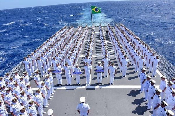 Marinha Brasileira investe em criptomoedas para combater inadimplência