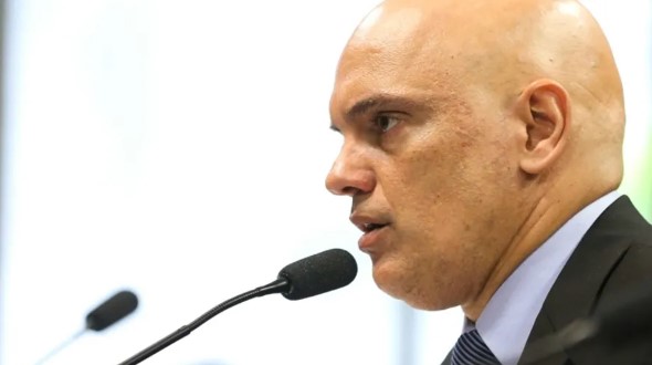 Alexandre de Moraes recebe relatório decisivo da CPMI