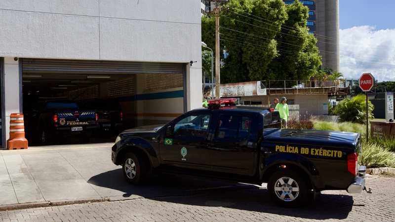 A operação da PF, deflagrada nesta quinta-feira (8), envolve o ex-presidente Jair Bolsonaro