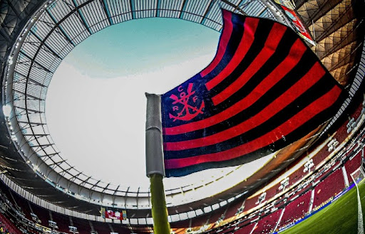 Lorran renova com Flamengo até 2029 enquanto gigantes europeus disputam o jovem talento